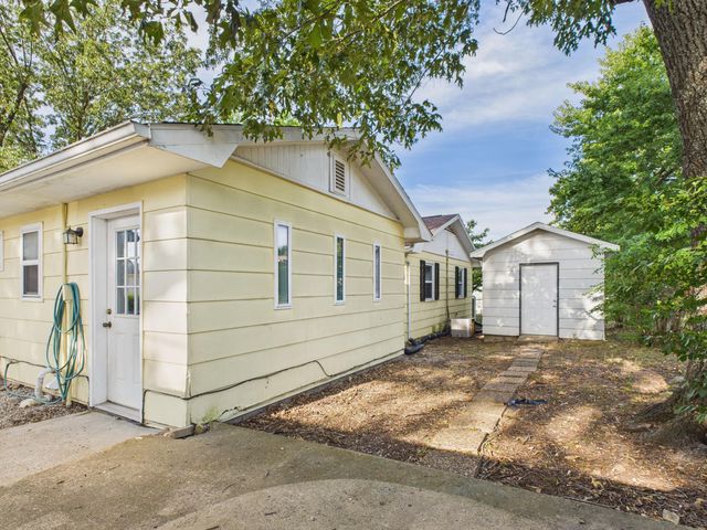 213 Glenview Street, Harrison, AR 72601