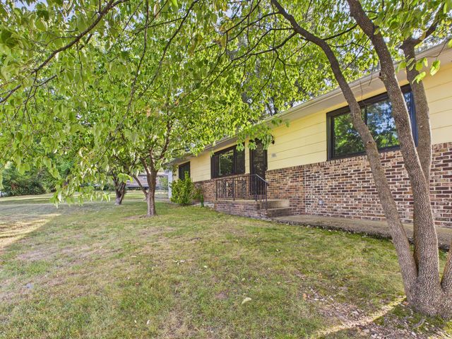 213 Glenview Street, Harrison, AR 72601