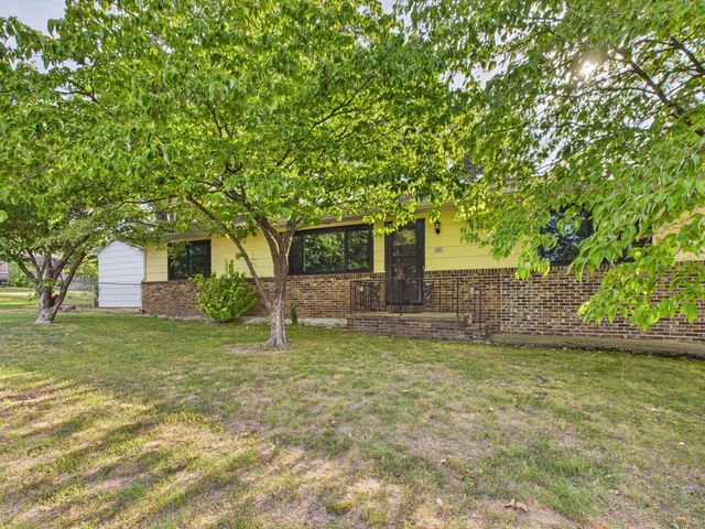 213 Glenview Street, Harrison, AR 72601