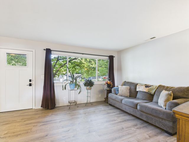 213 Glenview Street, Harrison, AR 72601