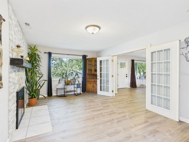 213 Glenview Street, Harrison, AR 72601