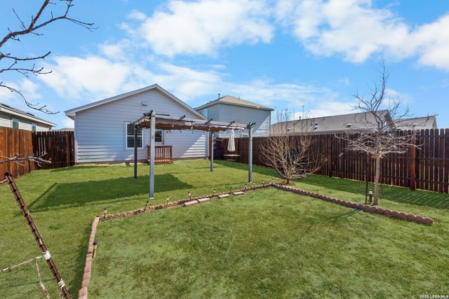 7415 DONKEY VLY, San Antonio, TX 78252