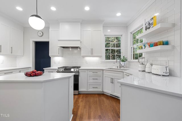 2904 Stone Gap Court, Raleigh, NC 27612