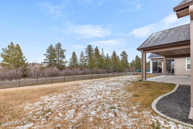 22835 E Edgewater Ln, Liberty Lake, WA 99019