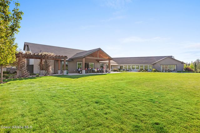 22835 E Edgewater Ln, Liberty Lake, WA 99019