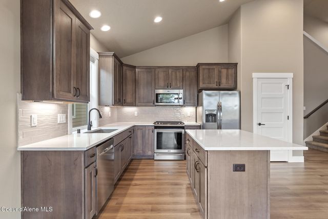 22835 E Edgewater Ln, Liberty Lake, WA 99019