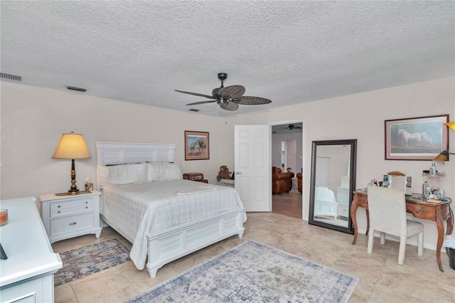 8889 SW 116TH STREET ROAD, Ocala, FL 34481
