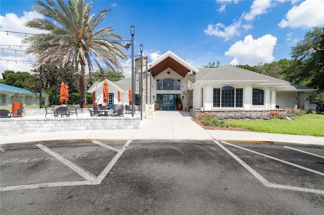 8889 SW 116TH STREET ROAD, Ocala, FL 34481