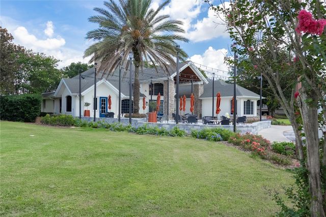 8889 SW 116TH STREET ROAD, Ocala, FL 34481