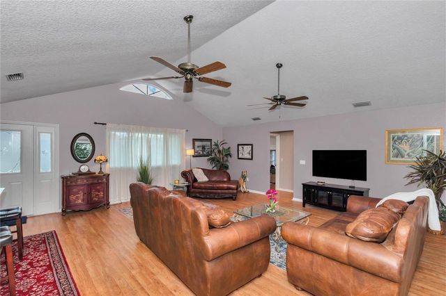 8889 SW 116TH STREET ROAD, Ocala, FL 34481