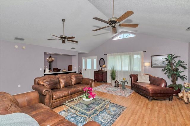 8889 SW 116TH STREET ROAD, Ocala, FL 34481