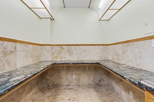 4200 Hillcrest Dr 408, Hollywood, FL 33021