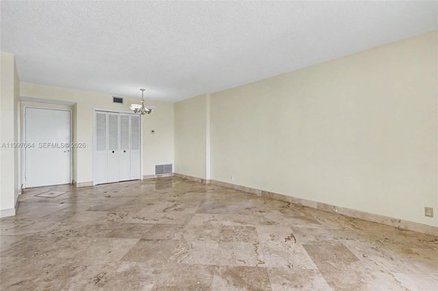 4200 Hillcrest Dr 408, Hollywood, FL 33021