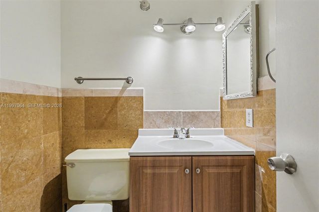 4200 Hillcrest Dr 408, Hollywood, FL 33021