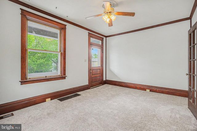 122 S CEDAR ST, Lititz, PA 17543