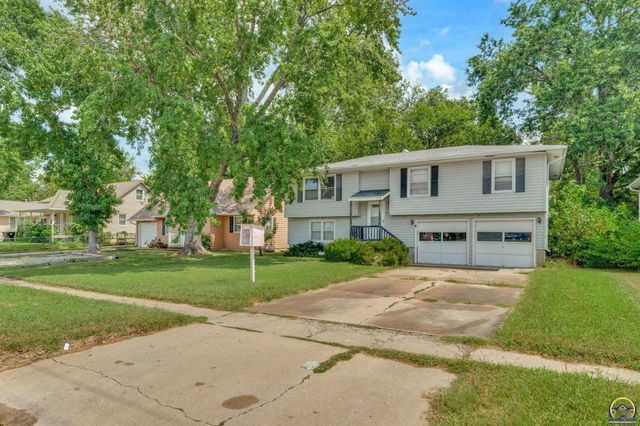 2018 SW Fairlawn RD, Topeka, KS 66604