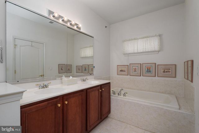 357 BLANKETFLOWER LN, Princeton Junction, NJ 08550