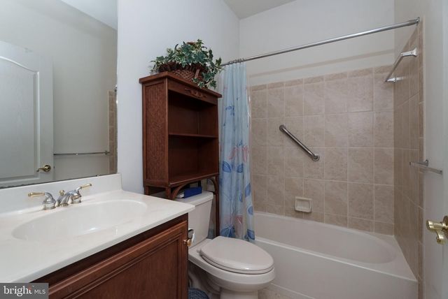 357 BLANKETFLOWER LN, Princeton Junction, NJ 08550