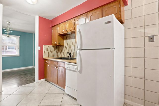 2917 Washington Avenue, Evansville, IN 47714