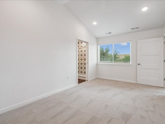 192 Huntington Drive, Iowa City, IA 52245