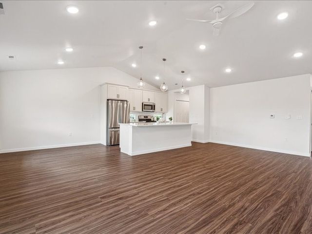 192 Huntington Drive, Iowa City, IA 52245