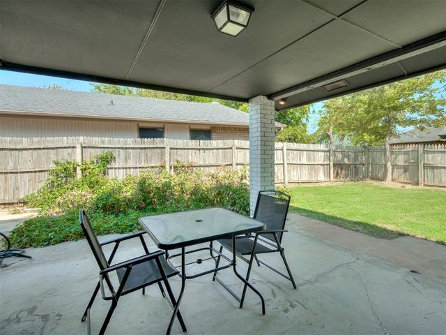 7409 NW 103rd Terrace, Oklahoma City, OK 73162