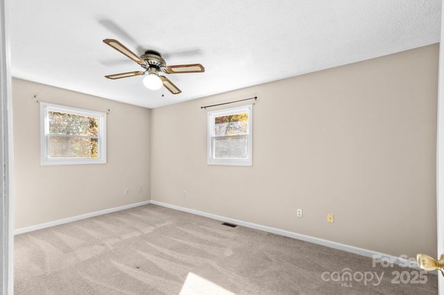 2855 Wildwood Street, Hudson, NC 28638