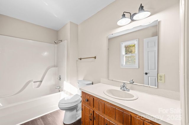 2855 Wildwood Street, Hudson, NC 28638