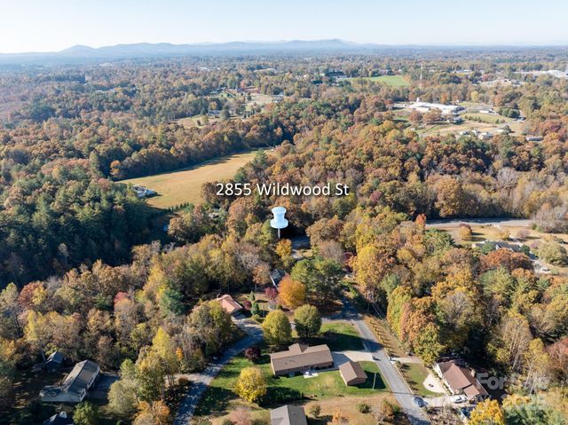 2855 Wildwood Street, Hudson, NC 28638