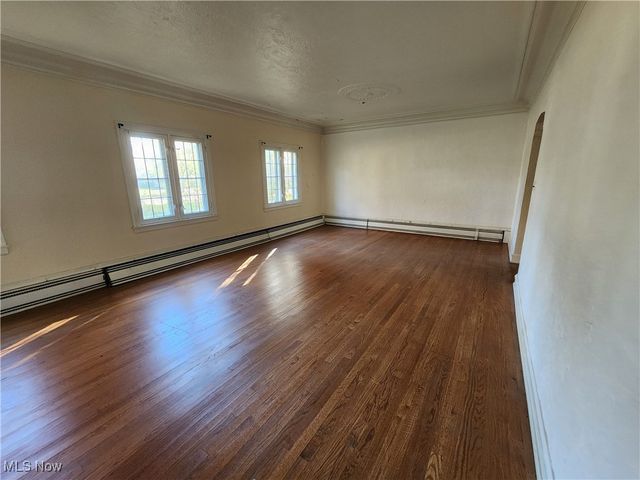 1854 5th Avenue, Youngstown, OH 44504