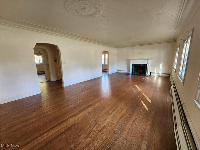 1854 5th Avenue, Youngstown, OH 44504