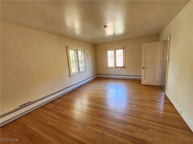 1854 5th Avenue, Youngstown, OH 44504