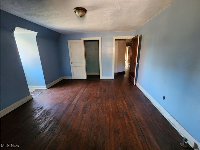 1854 5th Avenue, Youngstown, OH 44504