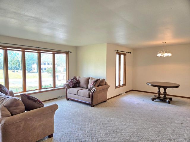 W6330 Eastern AVENUE, Fort Atkinson, WI 53538