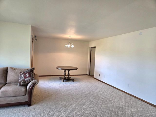 W6330 Eastern AVENUE, Fort Atkinson, WI 53538