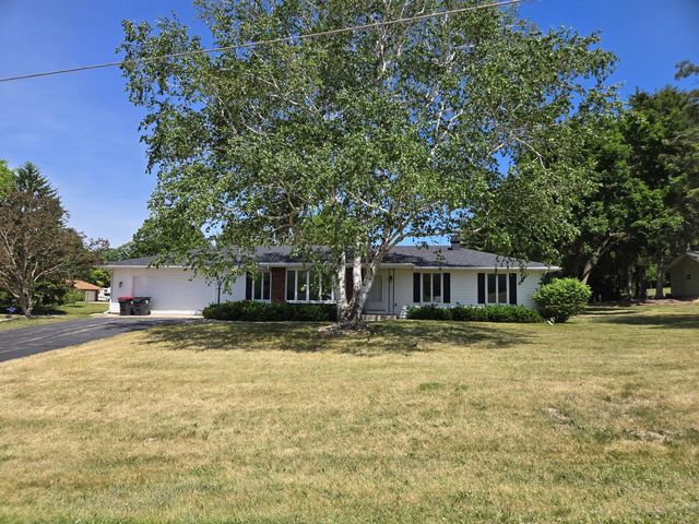 W6330 Eastern AVENUE, Fort Atkinson, WI 53538