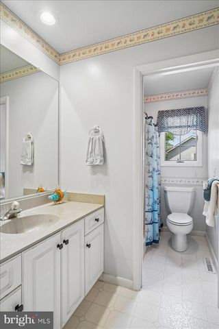 126 NAOMI DR, Ocean View, DE 19970