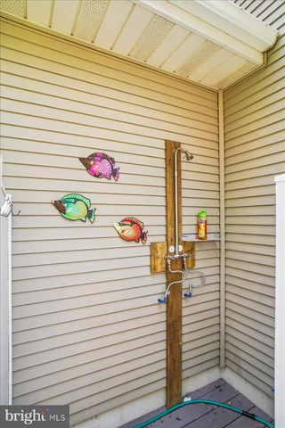 126 NAOMI DR, Ocean View, DE 19970