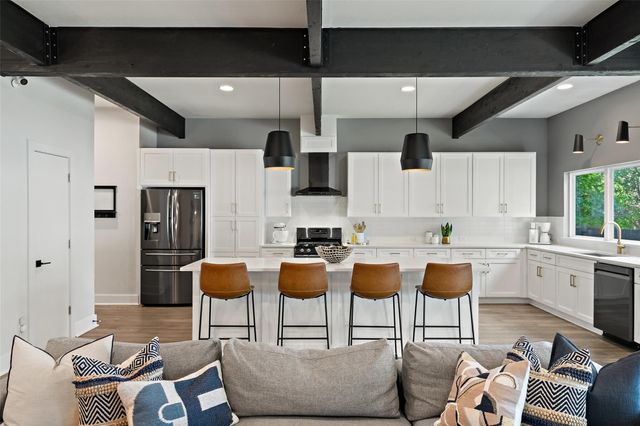 5721 Louise LN, Austin, TX 78757