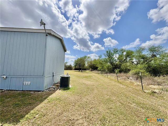 259 Hambleton Road, Victoria, TX 77905