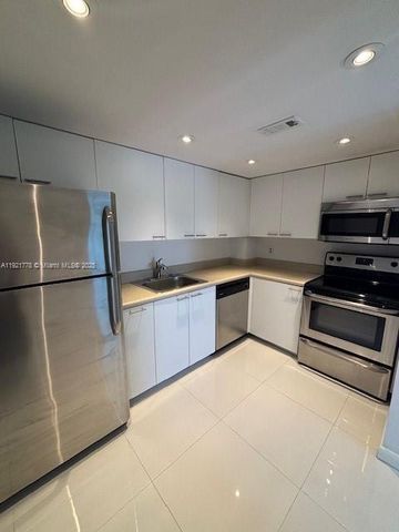 401 Golden Isles Dr 712, Hallandale Beach, FL 33009