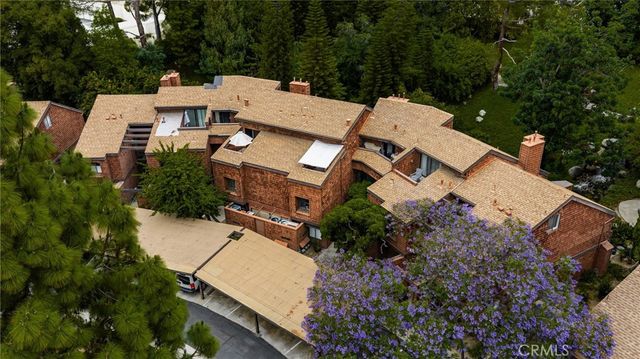 2774 Pine Creek Circle, Fullerton, CA 92835