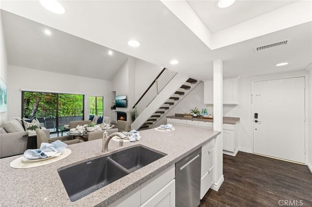 2774 Pine Creek Circle, Fullerton, CA 92835