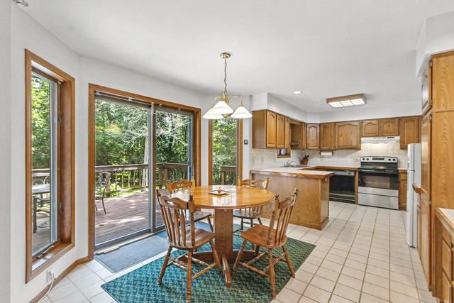 S3660 N Bent Tree Drive, Baraboo, WI 53913
