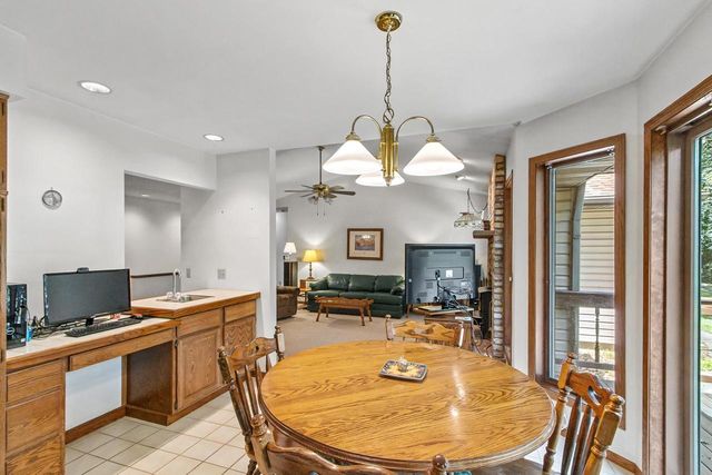 S3660 N Bent Tree Drive, Baraboo, WI 53913
