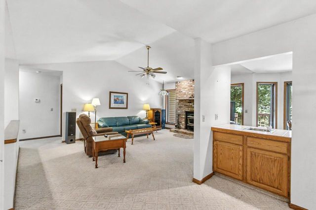 S3660 N Bent Tree Drive, Baraboo, WI 53913