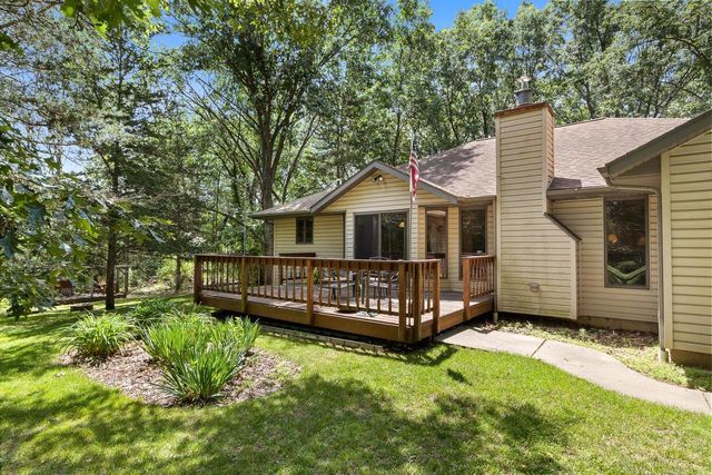 S3660 N Bent Tree Drive, Baraboo, WI 53913