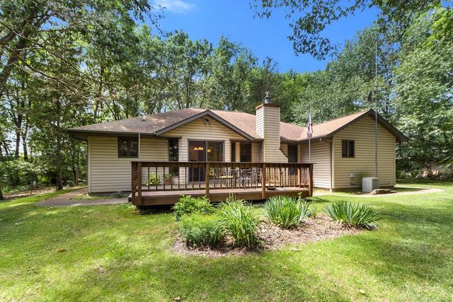 S3660 N Bent Tree Drive, Baraboo, WI 53913