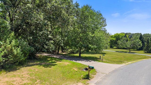 S3660 N Bent Tree Drive, Baraboo, WI 53913