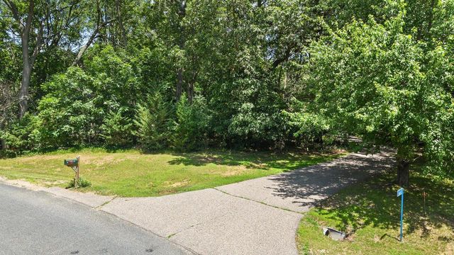 S3660 N Bent Tree Drive, Baraboo, WI 53913